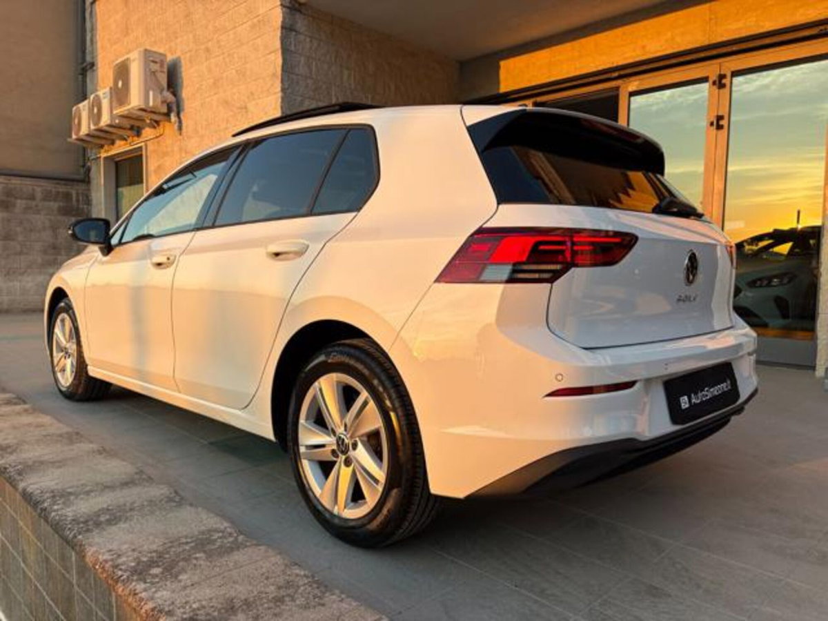 Volkswagen Golf Variant 2.0 TDI SCR DSG Life (7)