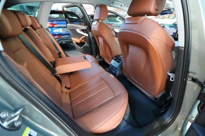 Audi A4 Allroad Allroad 40 2.0 tdi mhev Identity Contrast quattro 204cv s-tronic (19)