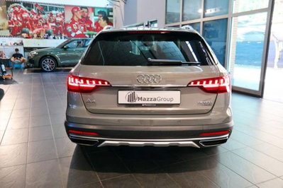 Audi A4 Allroad Allroad 40 2.0 tdi mhev Identity Contrast quattro 204cv s-tronic (8)