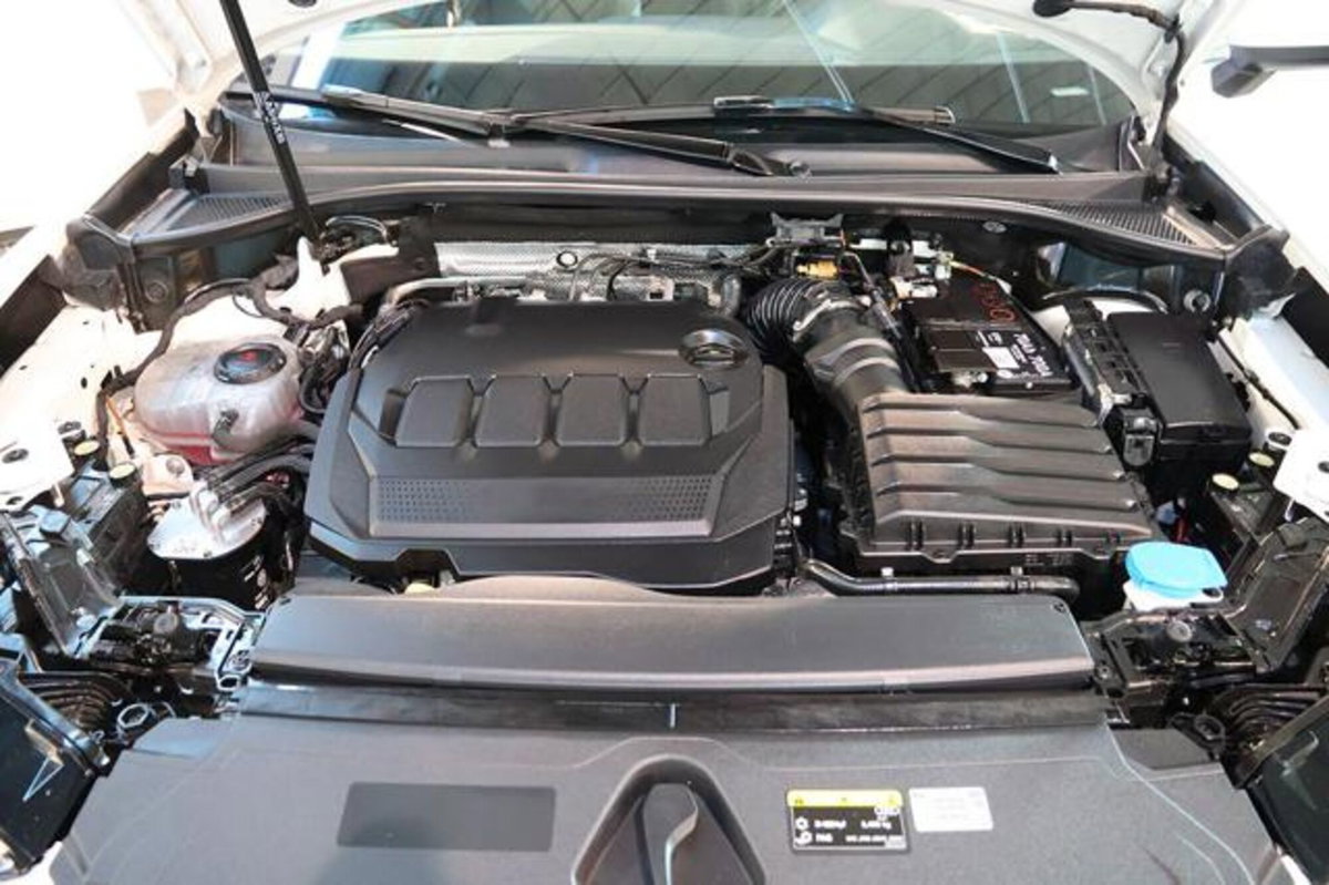 Audi Q3 35 2.0 tdi s-tronic (11)