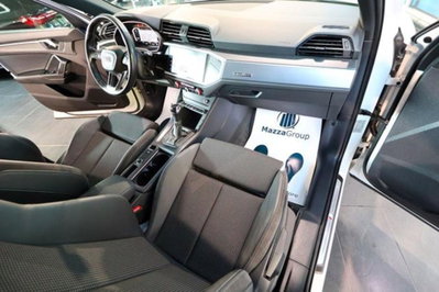 Audi Q3 35 2.0 tdi s-tronic (15)