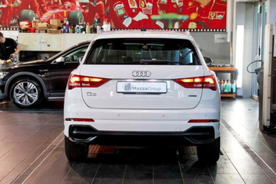 Audi Q3 35 2.0 tdi s-tronic (4)