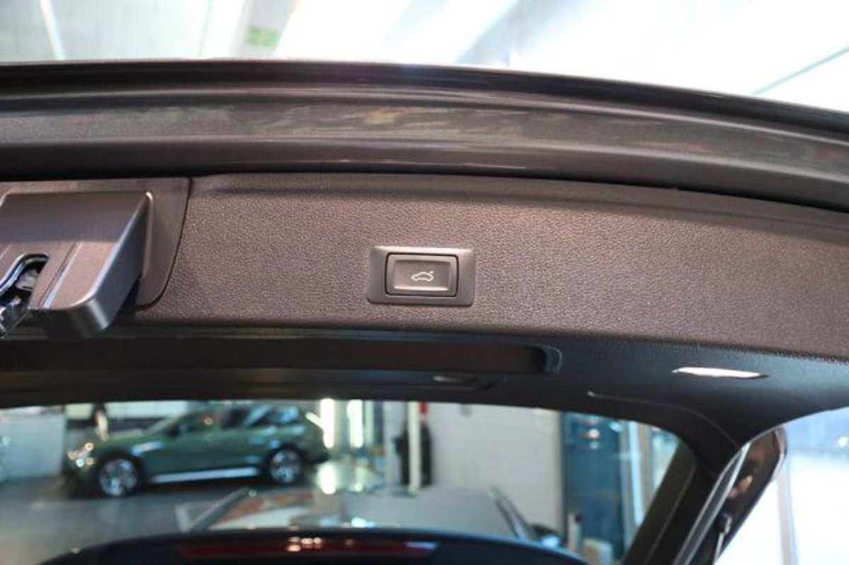 Audi A4 Avant 35 2.0 tdi mhev Business Advanced 163cv s-tronic (13)