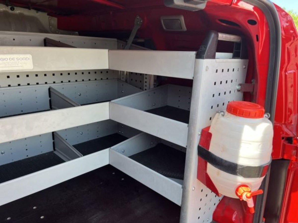 Fiat Fiorino 1.3 MJT 80CV Combinato Adventure (17)