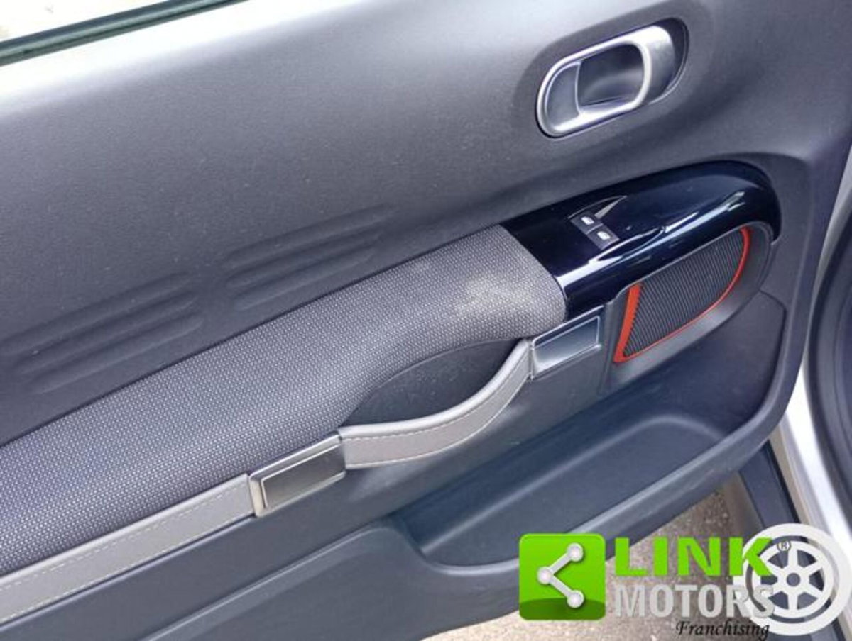 Citroen C4 Cactus BlueHDi 100 Rip Curl (13)