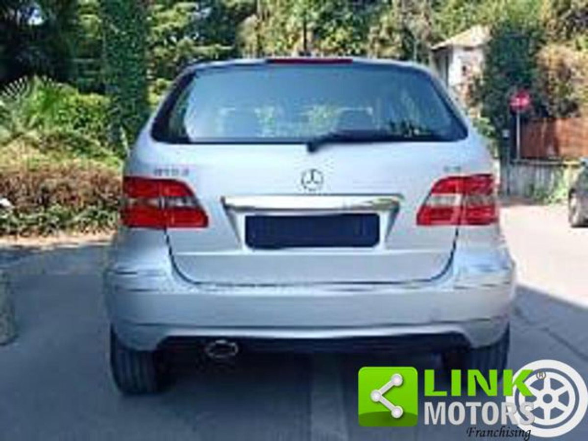 Mercedes-Benz Classe B 180 CDI Chrome (3)