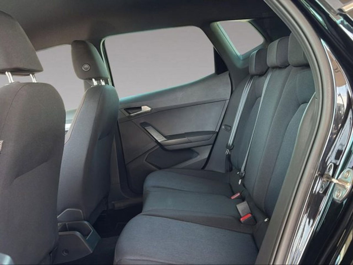 SEAT Arona 1.0 ecotsi FR 95cv (6)