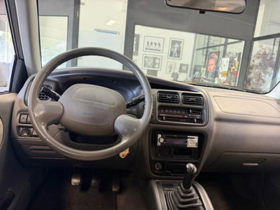 Suzuki Grand Vitara 16V cat S.W. (9)