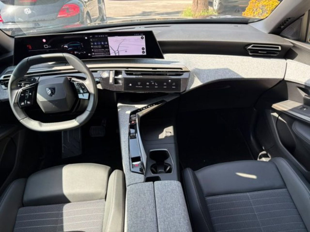 Peugeot 3008 1.2 hybrid Allure Business 145cv e-dcs6 (8)