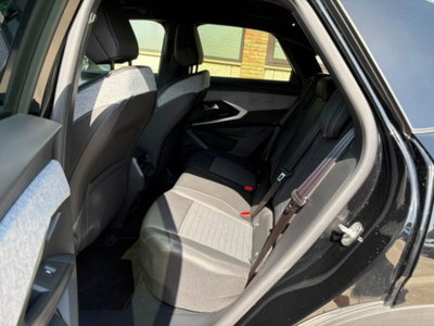 Peugeot 3008 1.2 hybrid Allure Business 145cv e-dcs6 (9)