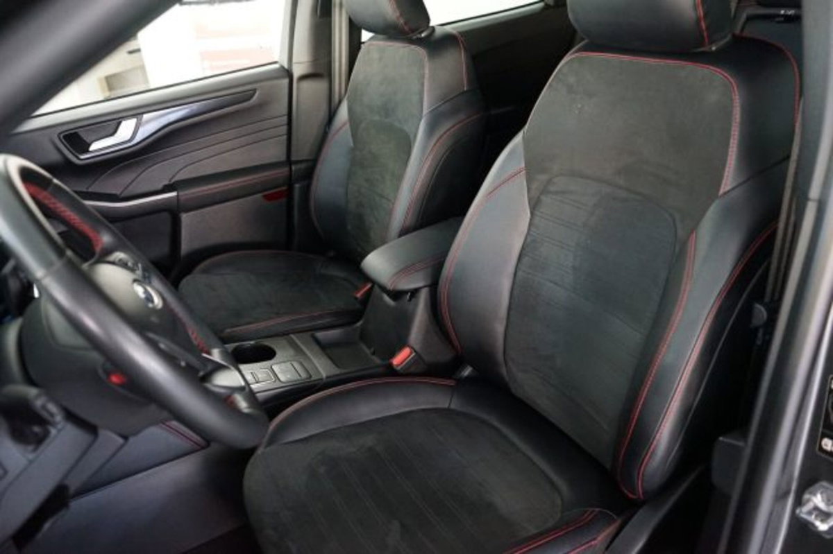 Ford Kuga 2.5 Full Hybrid 190 CV CVT AWD ST-Line X (11)