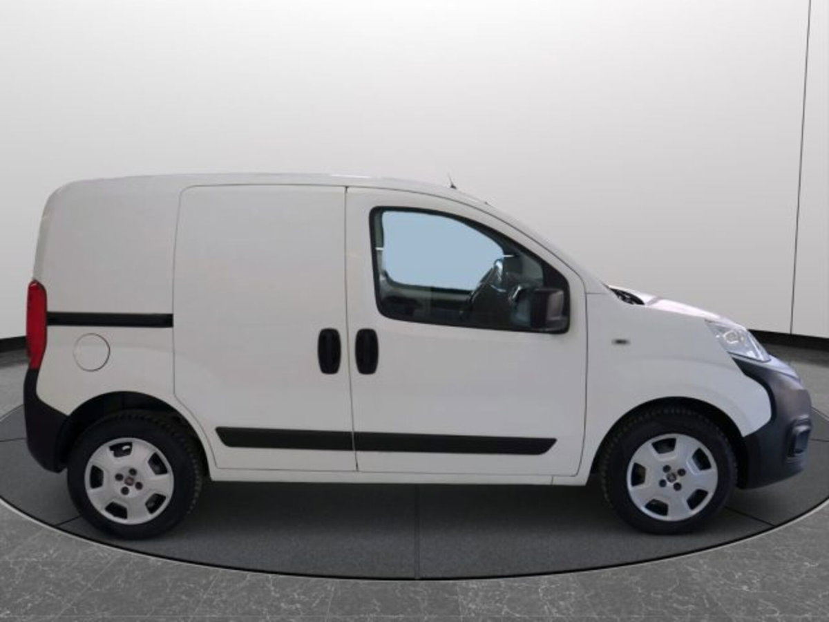 Fiat Fiorino Furgone cargo 1.3 mjt 95cv SX (16)