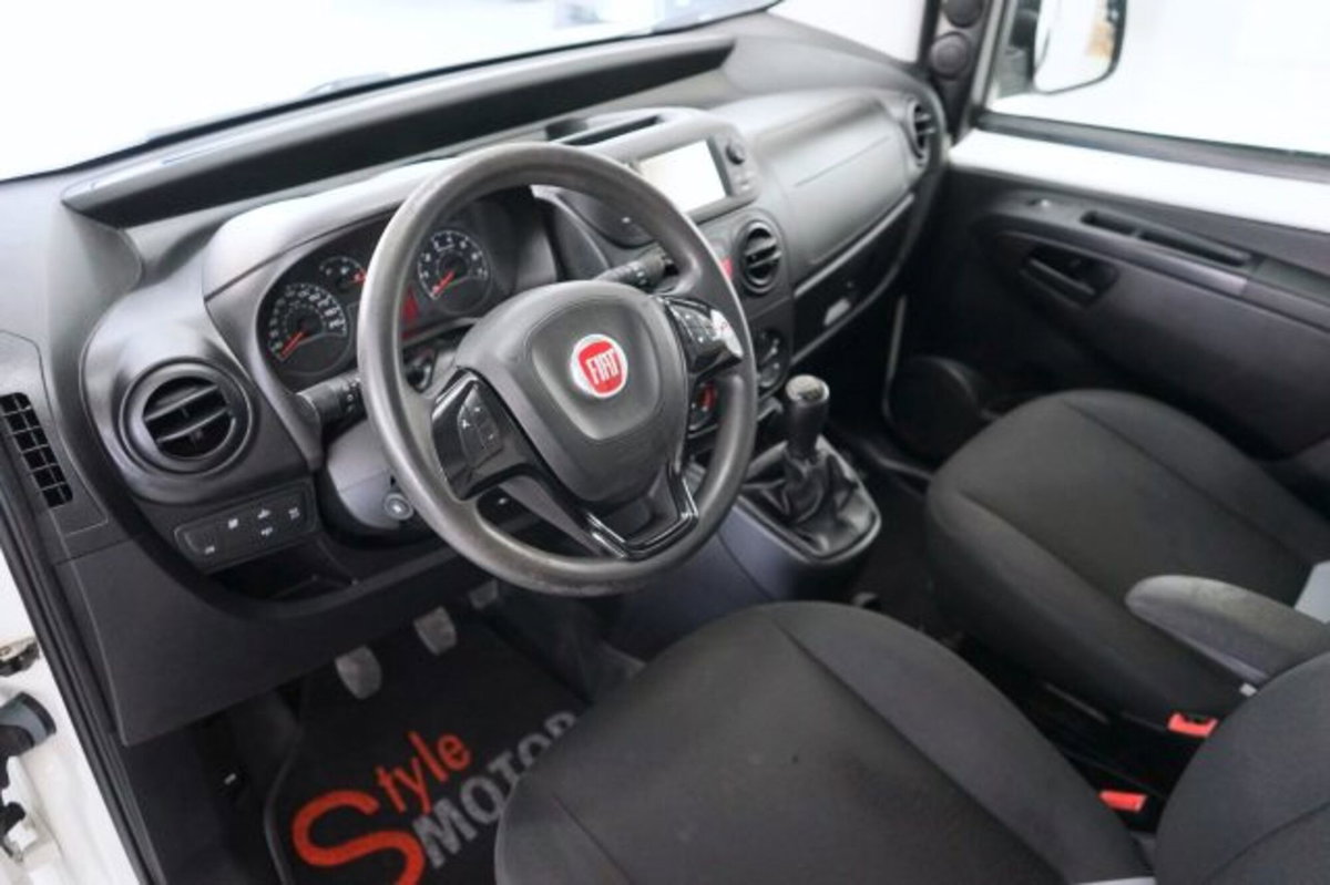 Fiat Fiorino Furgone cargo 1.3 mjt 95cv SX (6)