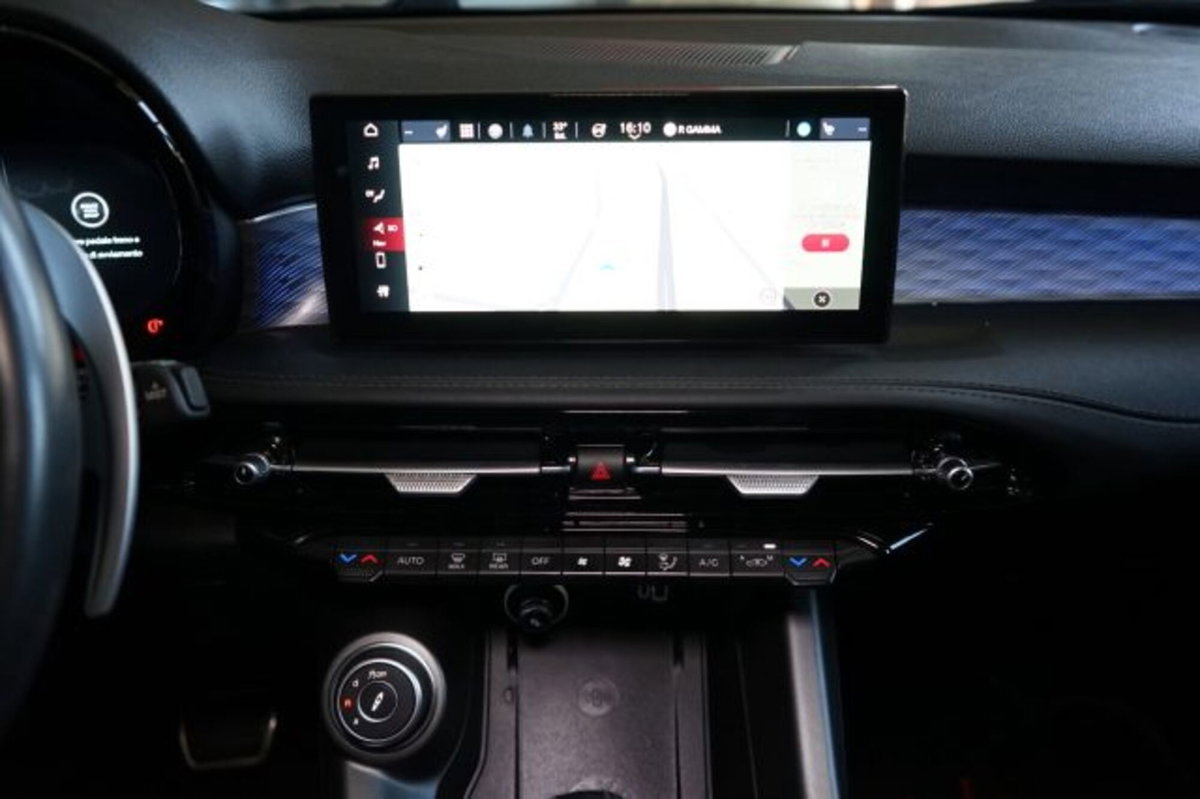 Alfa Romeo Tonale Tonale 1.5 160 CV MHEV TCT7 Ti (10)