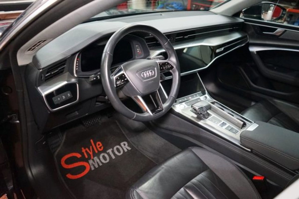 Audi A7 Sportback 40 2.0 TDI quattro ultra S tronic (6)