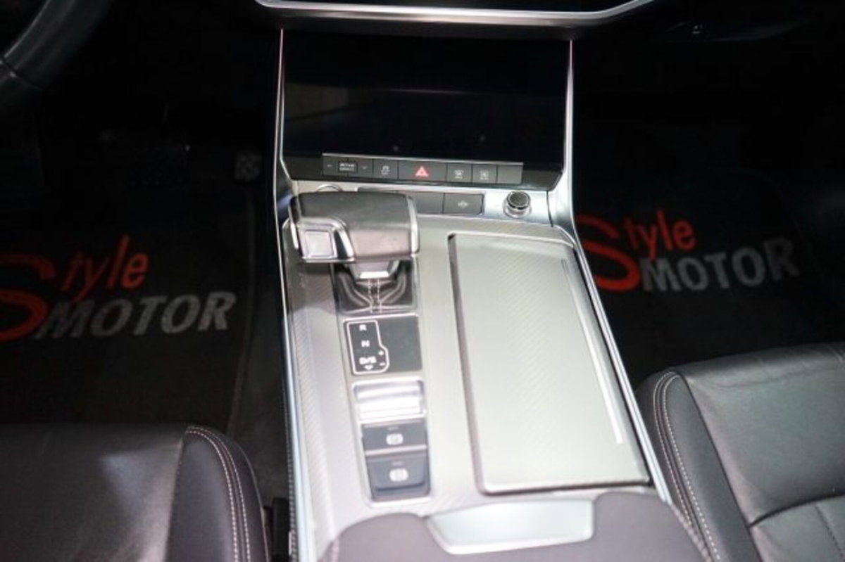 Audi A7 Sportback 40 2.0 TDI quattro ultra S tronic (8)