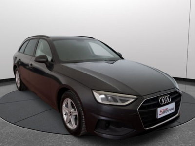 Audi A4 Avant 30 TDI/136 CV S tronic Business Advanced (3)