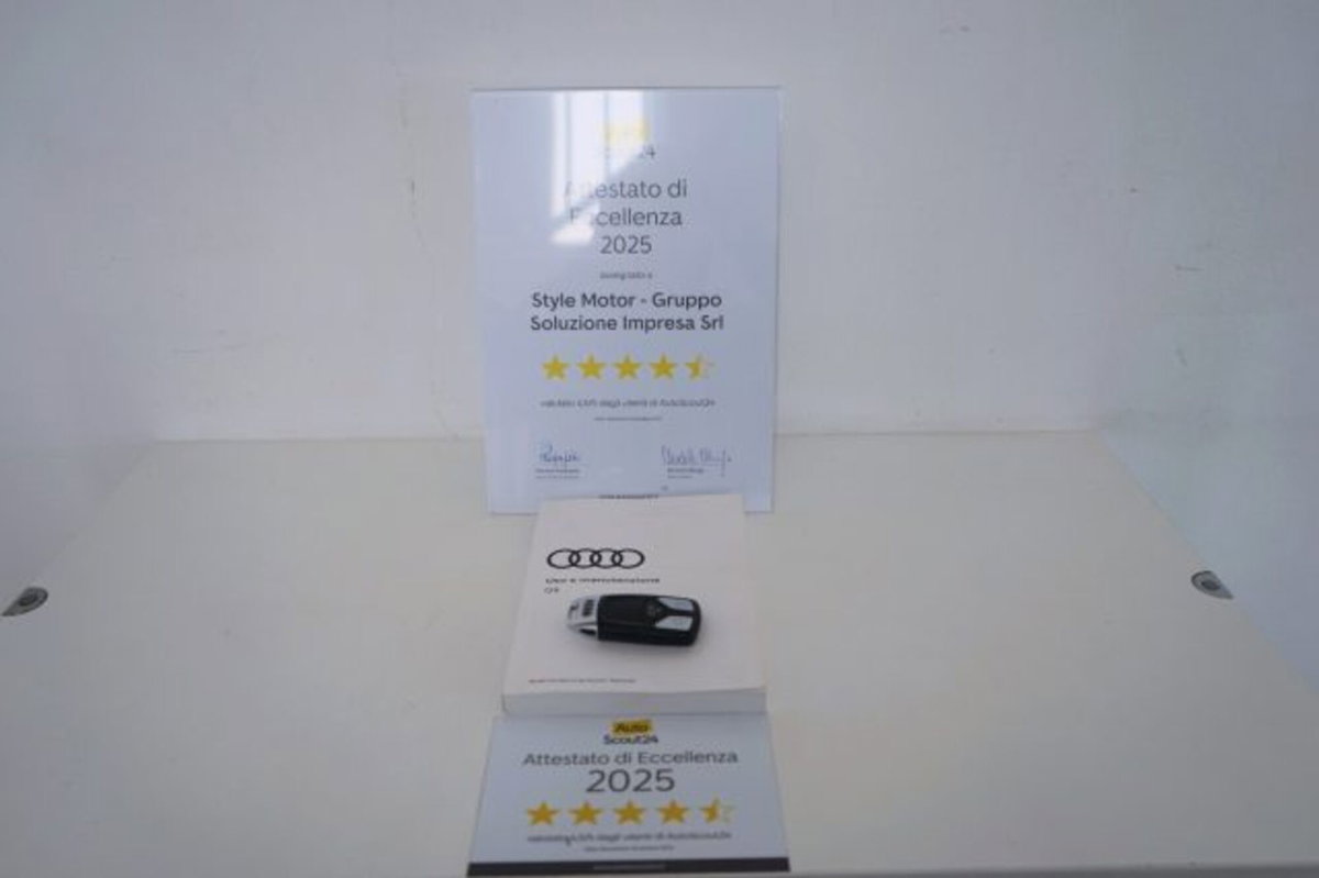 Audi Q5 40 TDI 204 CV quattro S tronic Business (15)