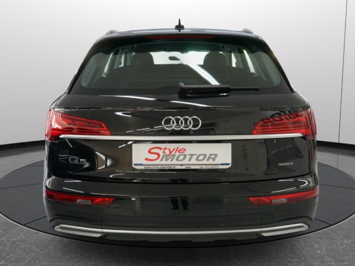 Audi Q5 40 TDI 204 CV quattro S tronic Business (19)