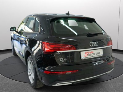 Audi Q5 40 TDI 204 CV quattro S tronic Business (20)
