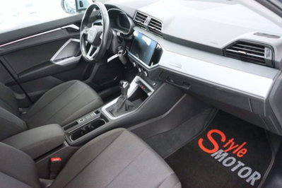 Audi Q3 35 TDI quattro S tronic Business (13)