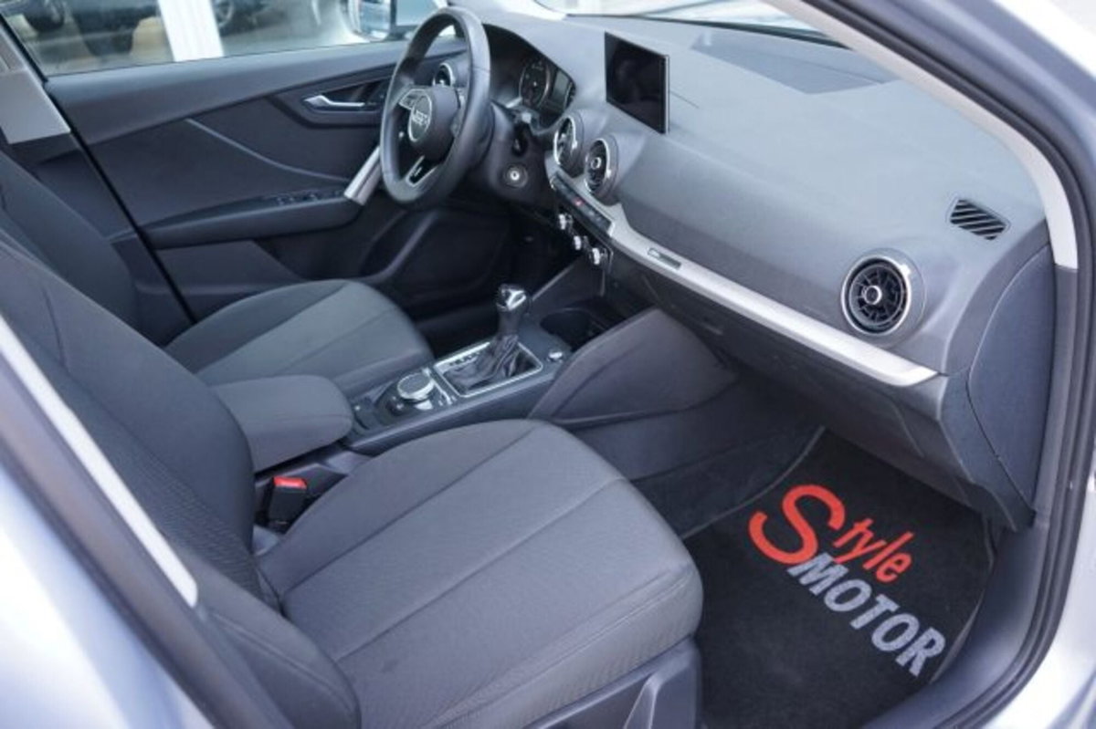 Audi Q2 Q2 35 TDI S tronic Business (12)