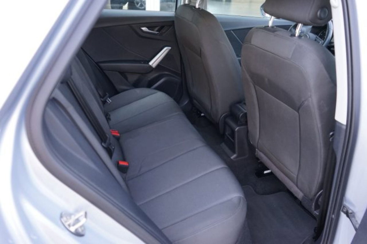Audi Q2 Q2 35 TDI S tronic Business (14)