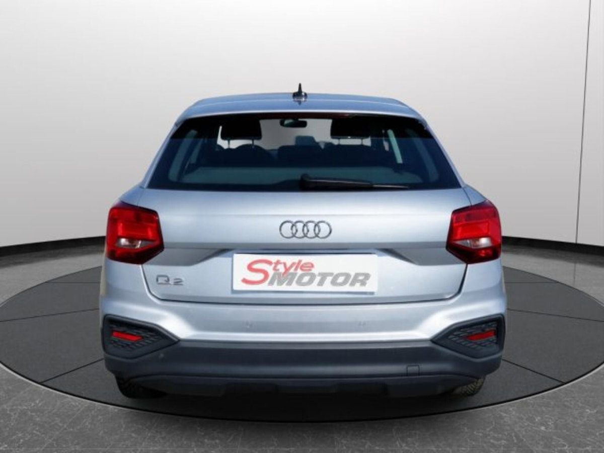Audi Q2 Q2 35 TDI S tronic Business (17)