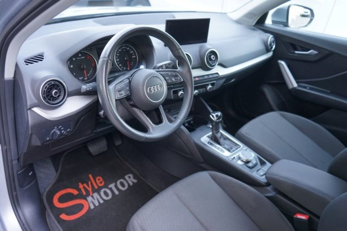 Audi Q2 Q2 35 TDI S tronic Business (6)