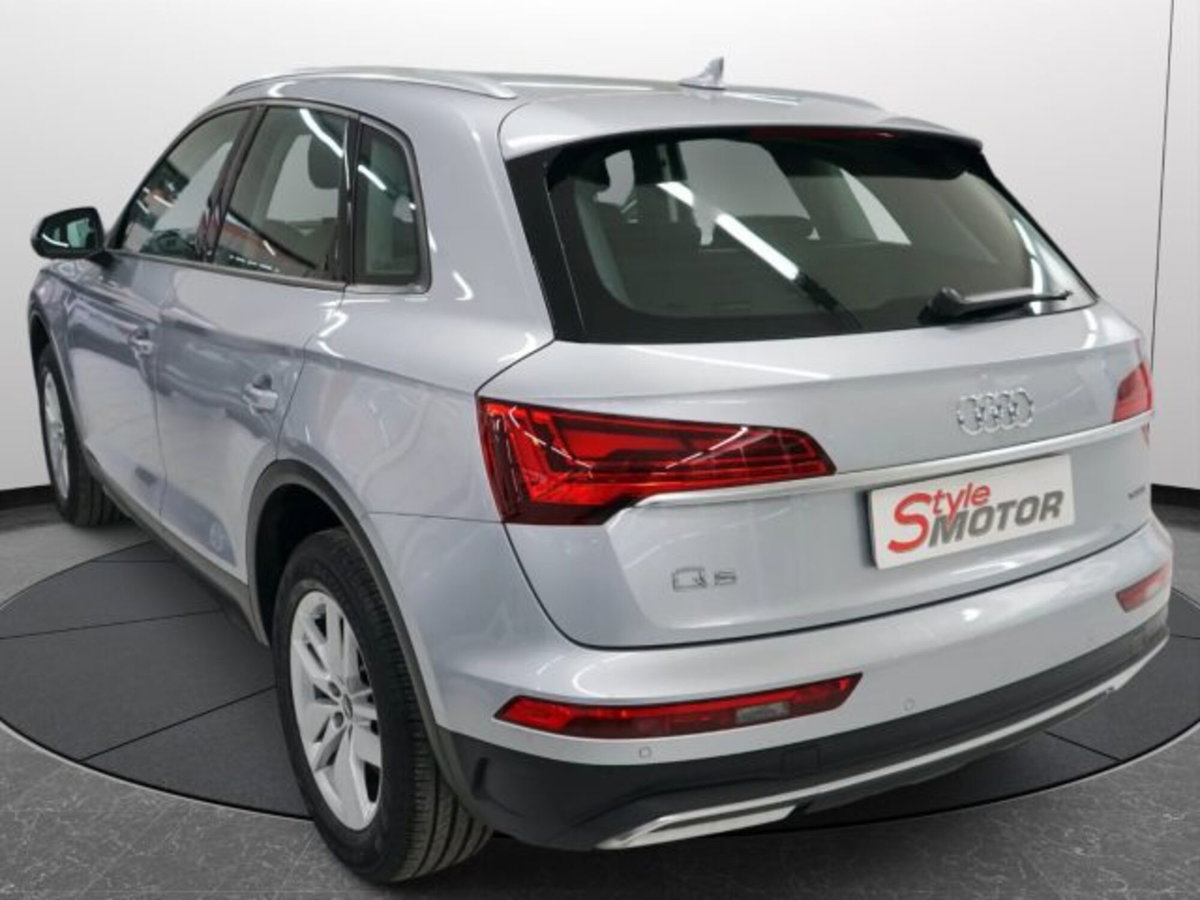 Audi Q5 40 TDI 204 CV quattro S tronic Business (20)