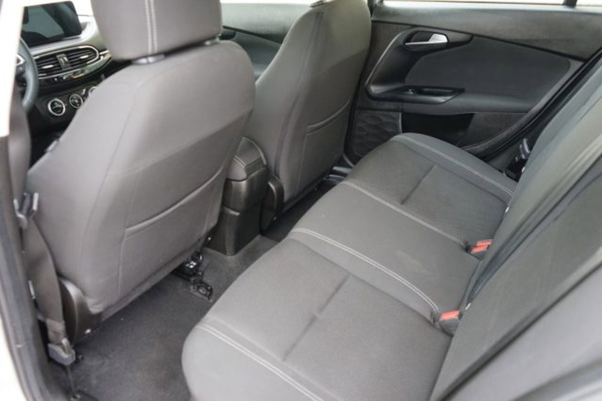 Fiat Tipo Station Wagon Tipo 1.3 Mjt S&S SW City Life (20)