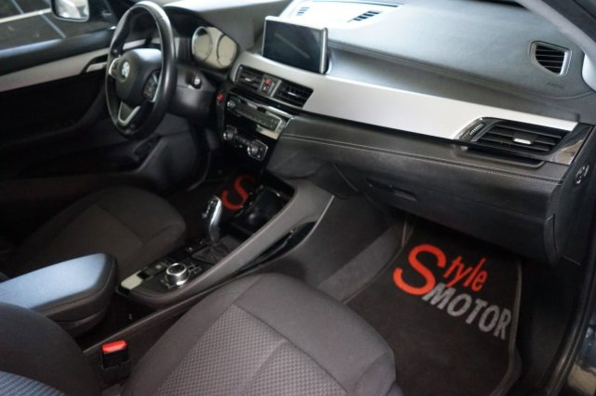 BMW X2 sDrive18d Business-X (11)