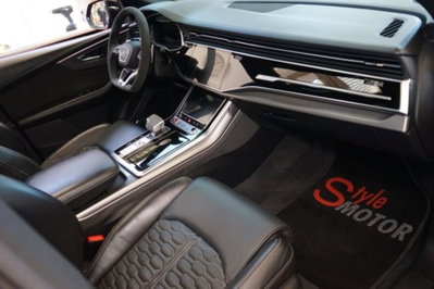 Audi RS Q8 Q8 4.0 mhev quattro tiptronic (10)
