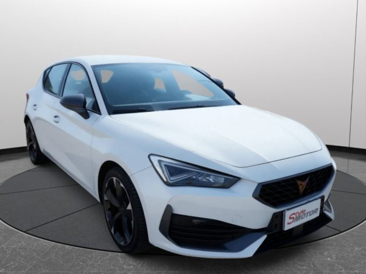 Cupra Leon Leon 1.5 hybrid 150cv dsg (18)