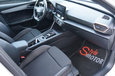 Cupra Leon Leon 1.5 hybrid 150cv dsg (7)