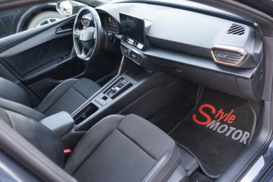 Cupra Leon Leon 1.5 hybrid 150cv dsg (12)