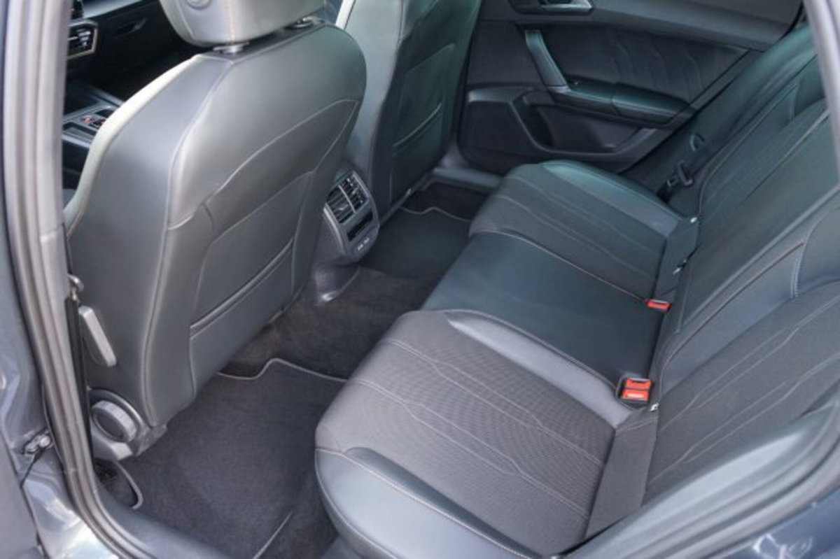 Cupra Leon Leon 1.5 hybrid 150cv dsg (19)