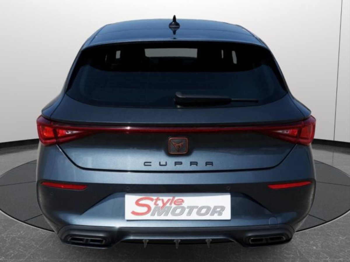 Cupra Leon Leon 1.5 hybrid 150cv dsg (4)