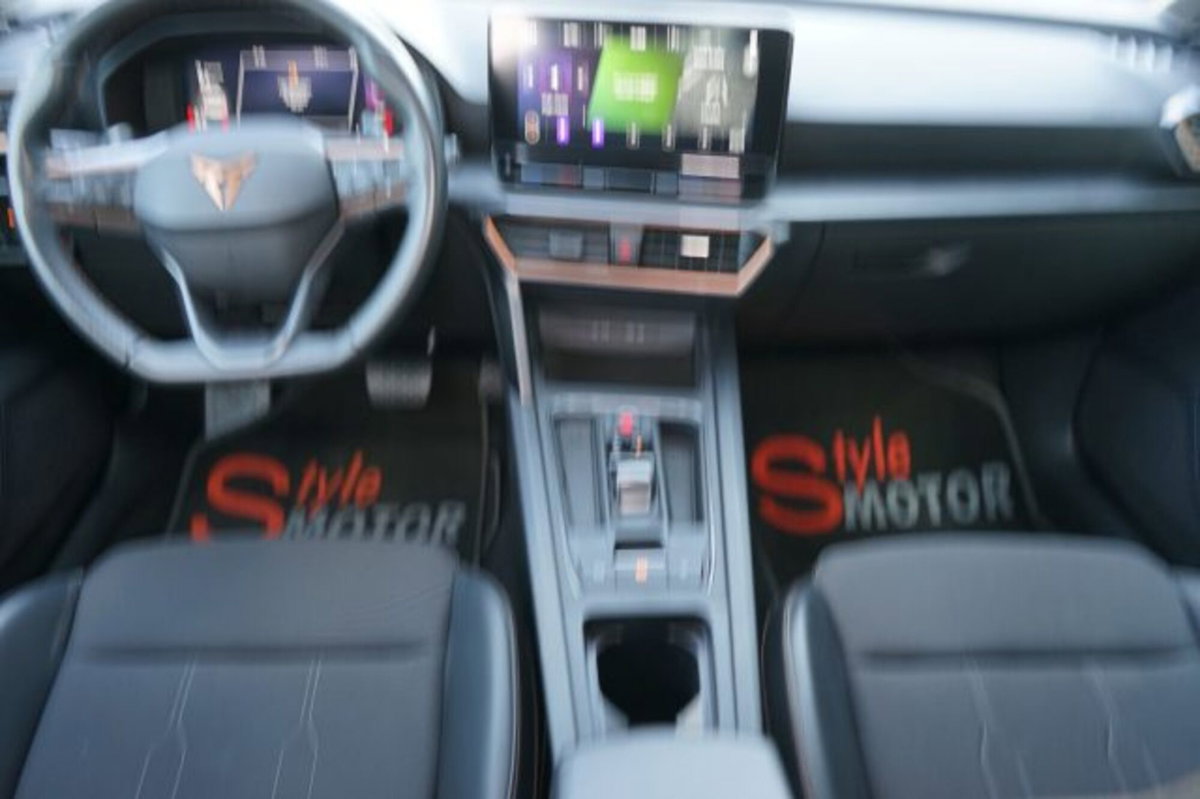 Cupra Leon Leon 1.5 hybrid 150cv dsg (5)