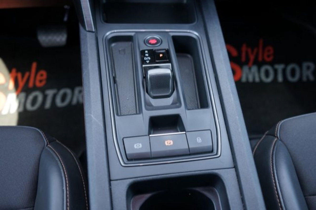 Cupra Leon Leon 1.5 hybrid 150cv dsg (13)