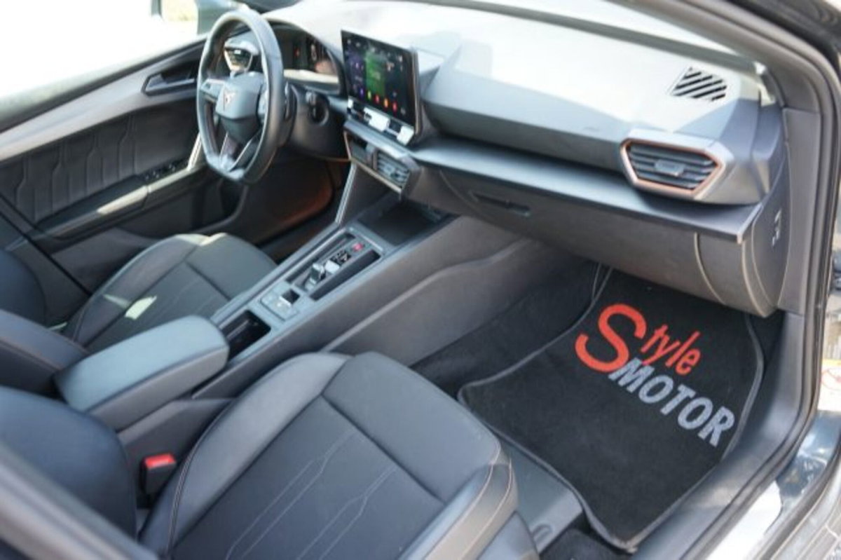 Cupra Leon Leon 1.5 hybrid 150cv dsg (7)