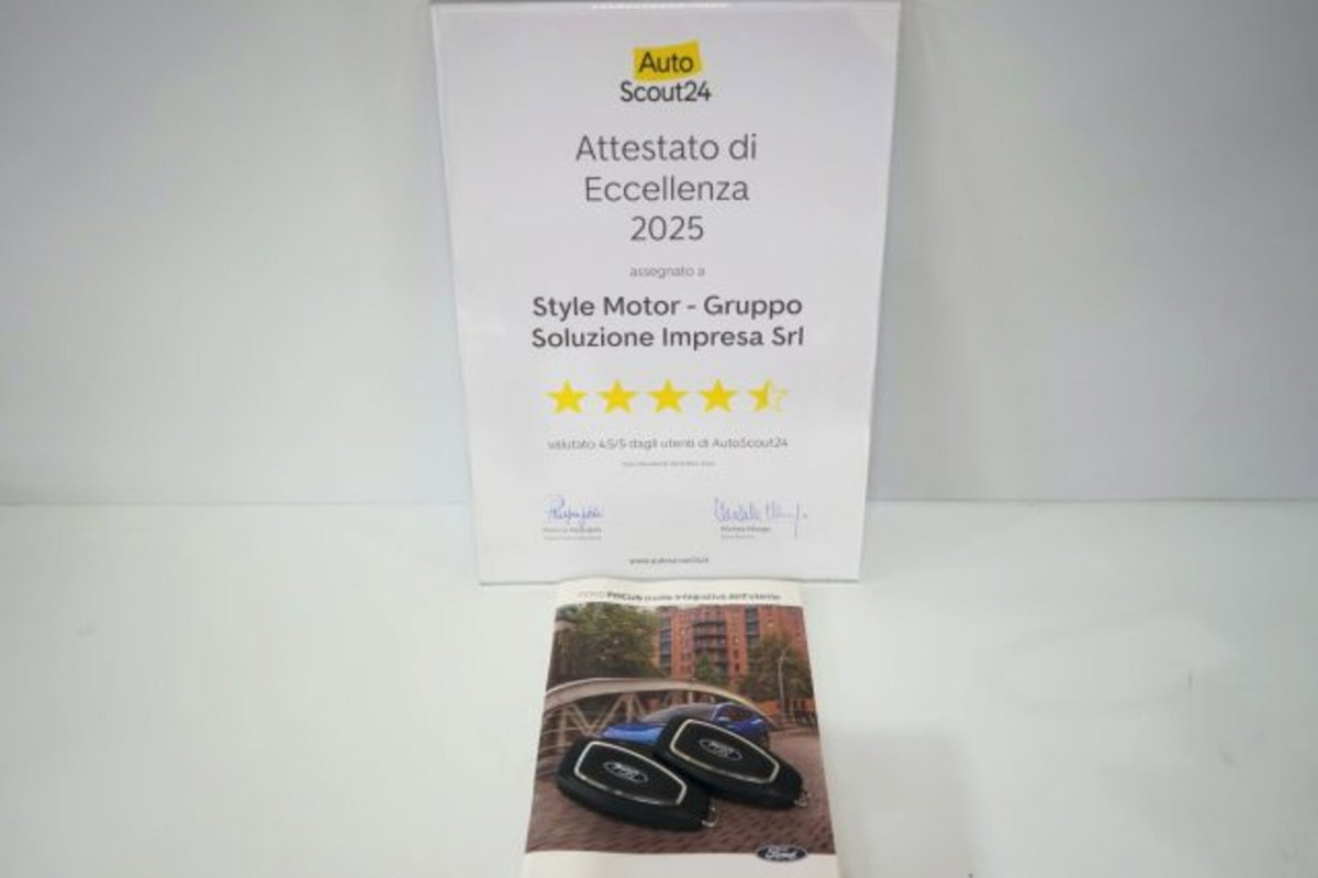 Ford Focus 1.0 EcoBoost Hybrid 125 CV Power. 5p. ST-Line Style (15)