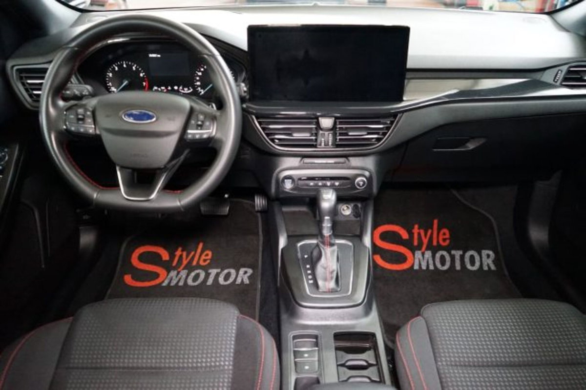 Ford Focus 1.0 EcoBoost Hybrid 125 CV Power. 5p. ST-Line Style (5)