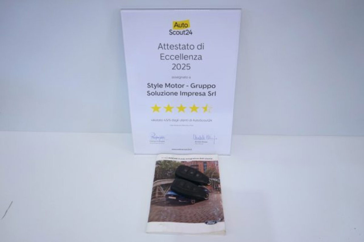 Ford Focus 1.0 EcoBoost Hybrid 125 CV Power. 5p. ST-Line Design (15)