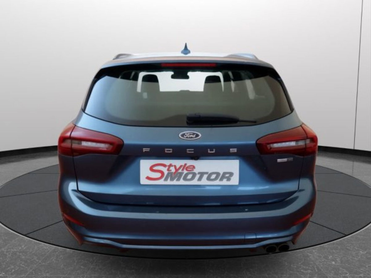 Ford Focus 1.0 EcoBoost Hybrid 125 CV Power. 5p. ST-Line Design (16)