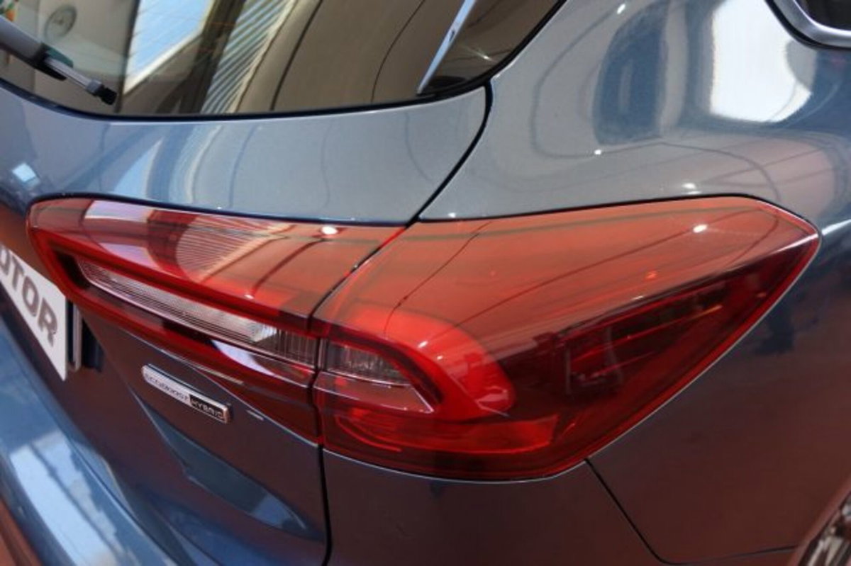 Ford Focus 1.0 EcoBoost Hybrid 125 CV Power. 5p. ST-Line Design (19)