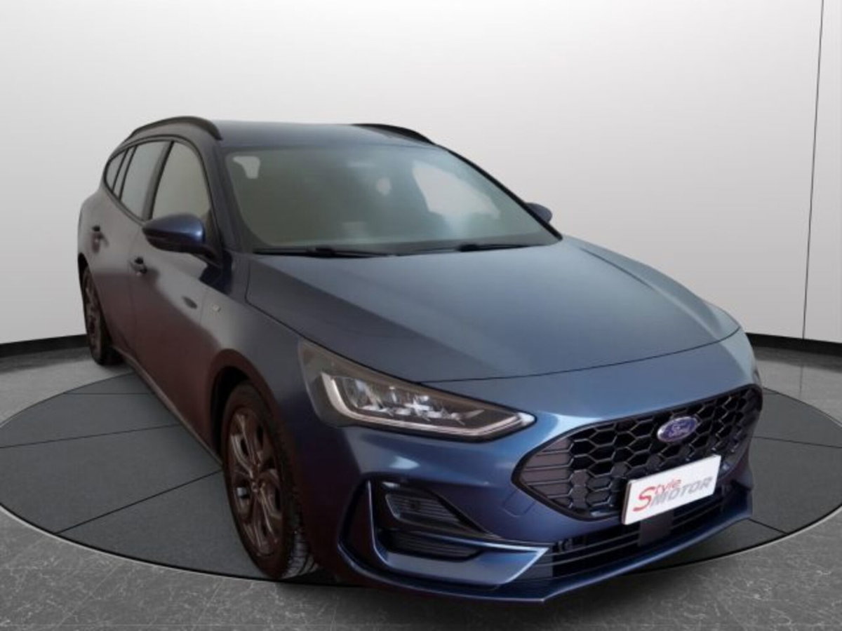 Ford Focus 1.0 EcoBoost Hybrid 125 CV Power. 5p. ST-Line Design (2)