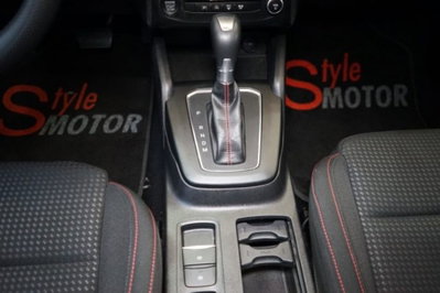 Ford Focus 1.0 EcoBoost Hybrid 125 CV Power. 5p. ST-Line Design (7)