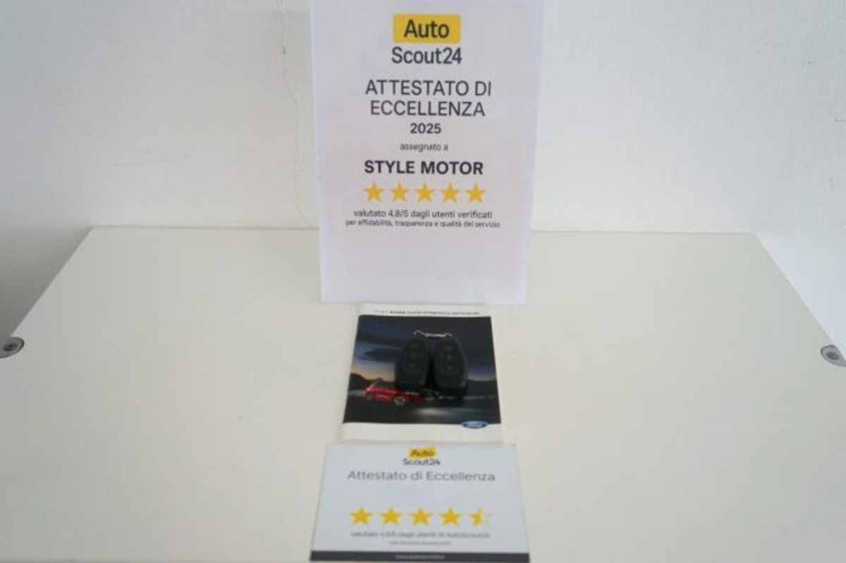 Ford Kuga 2.5 Full Hybrid 190 CV CVT 2WD ST-Line Design (19)