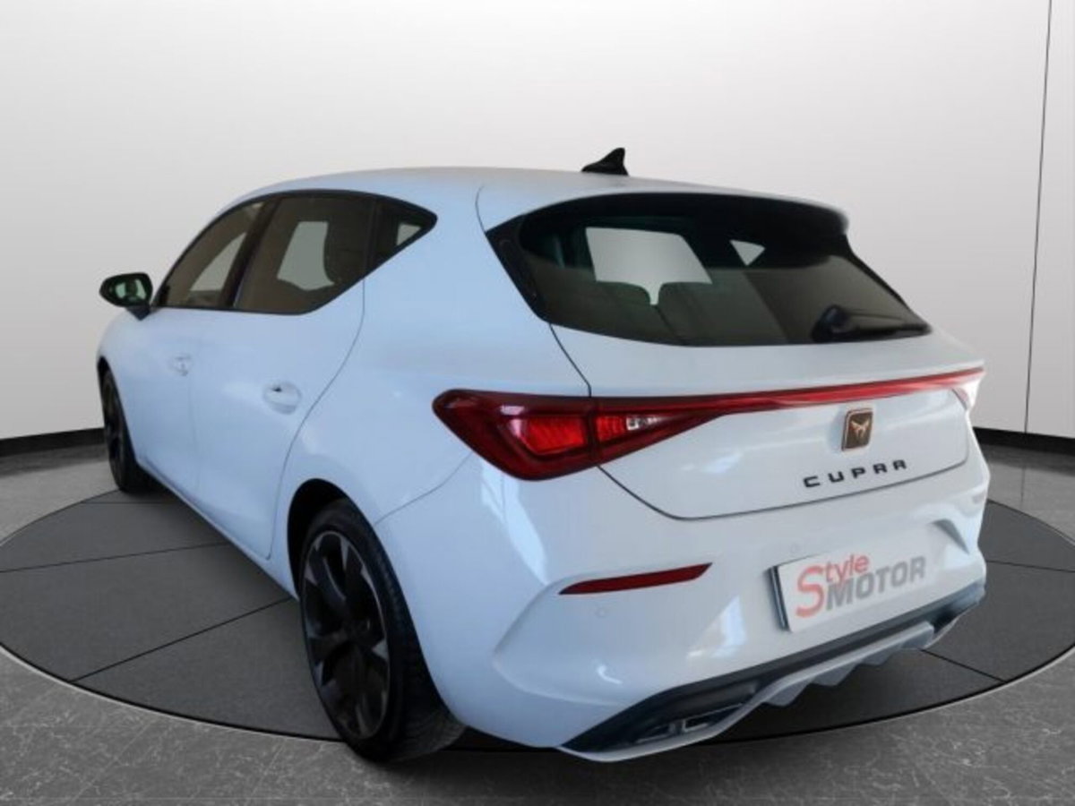 Cupra Leon Leon 1.5 hybrid 150cv dsg (16)